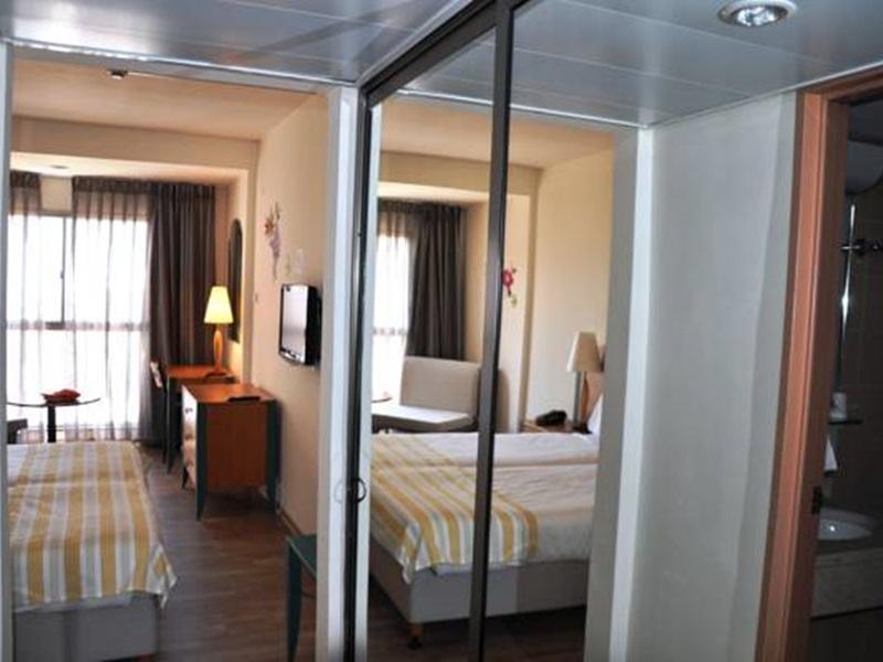 Royal Inn Tiberias Exterior photo